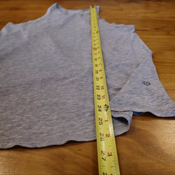 Lululemon Women’s Tank Top S/M Gray Black Open Split Back Athletic - Picture 3 of 5